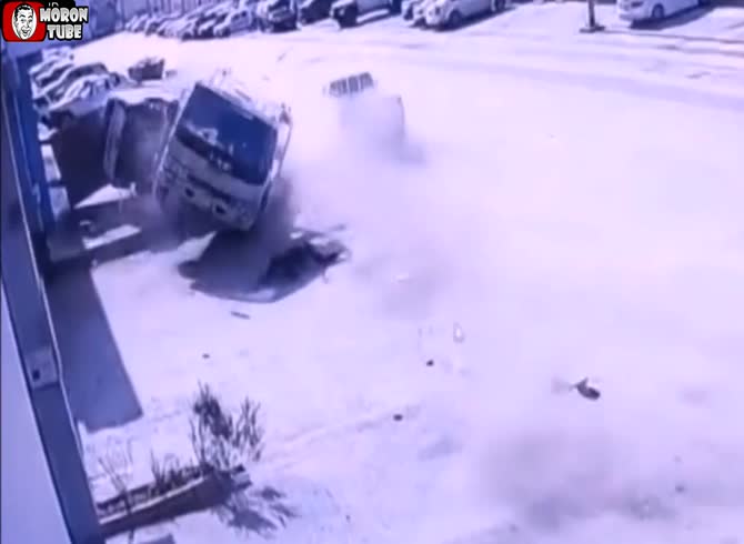 Video :The fact that this individual is still alive is quite fortunate